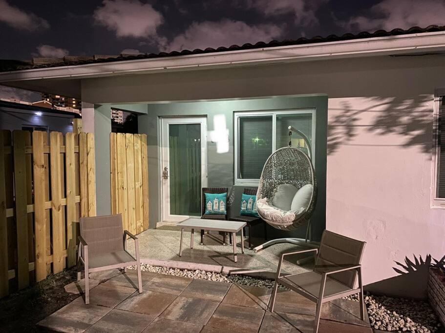 Stayover In Miami Home 2Br - 1Bth - Free Parking ภายนอก รูปภาพ